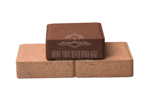 机压路面砖