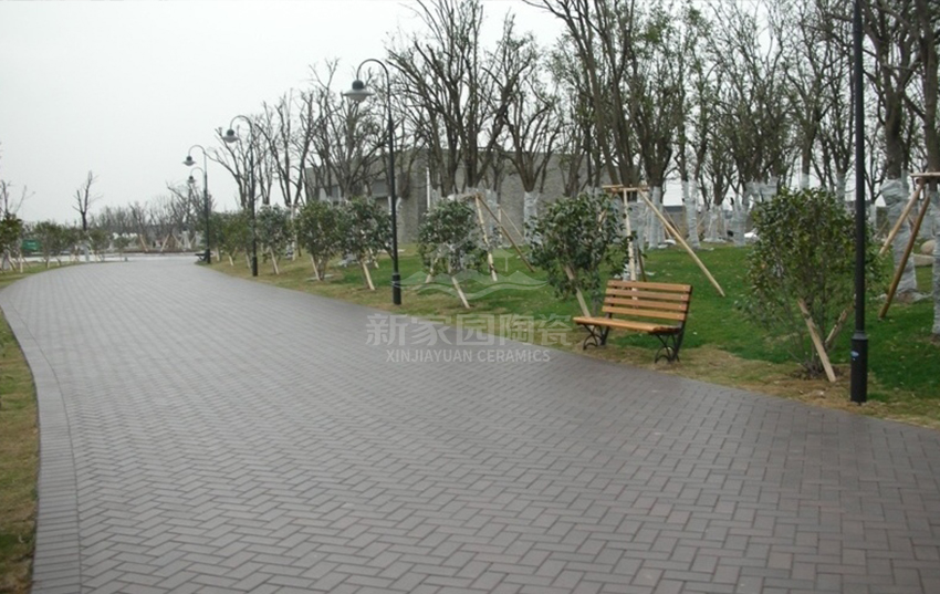 马洲公园机压路面砖工程实例